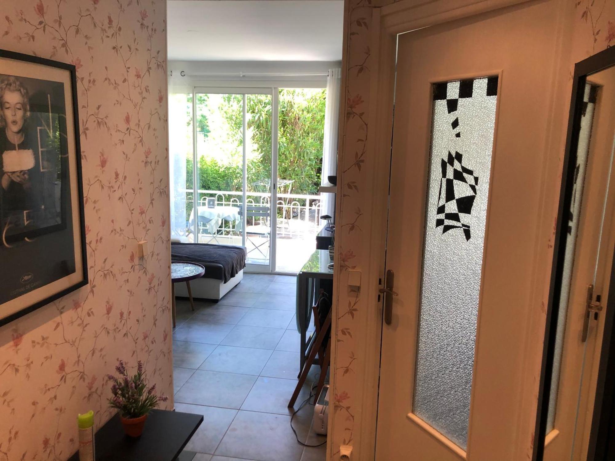 Only 60M To The Beach, 2 Bedroom Cozy Apartment, 80M2 Big Garden, Very Central Cannes Exteriör bild