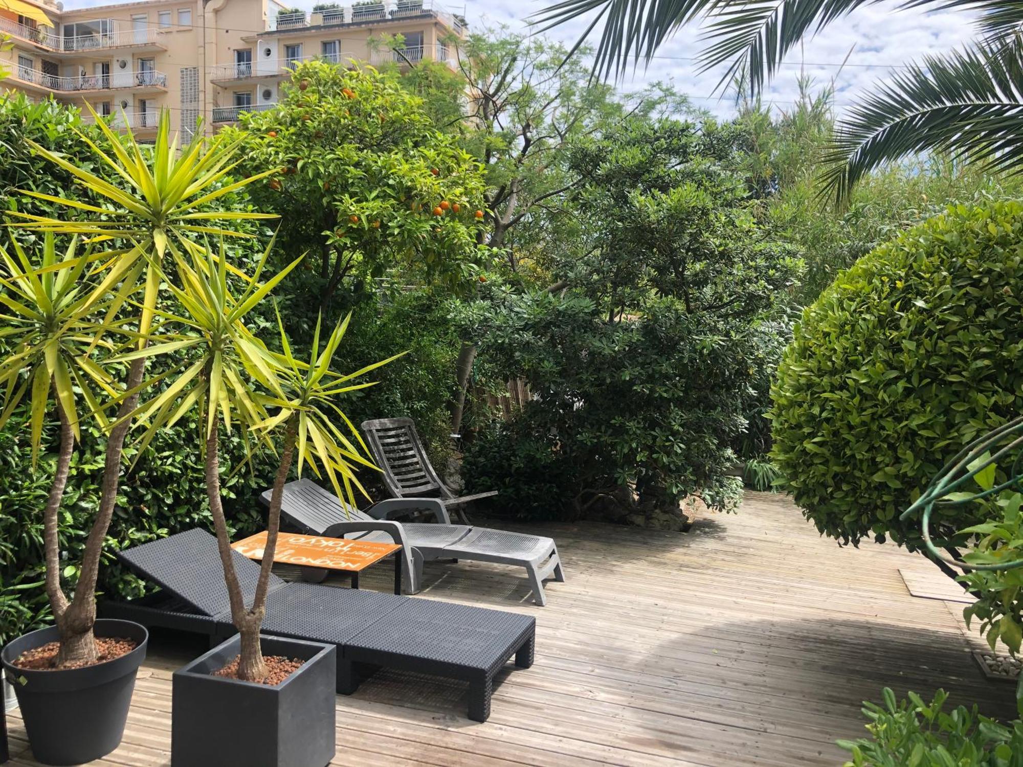 Only 60M To The Beach, 2 Bedroom Cozy Apartment, 80M2 Big Garden, Very Central Cannes Exteriör bild